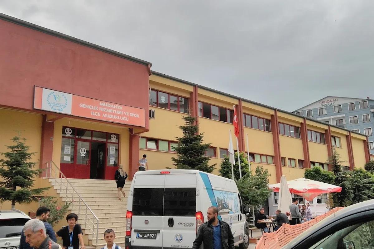 Mudanya İlçe Spor Salonu