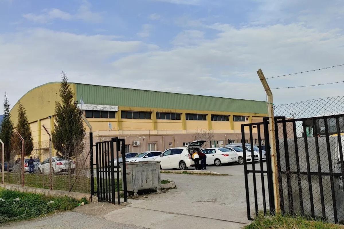 Kemalpaşa Spor Salonu